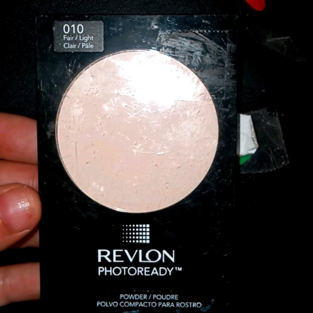 Revlon photoready  powder